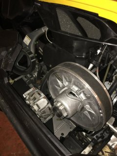 болт крепления ведущего вариатора brp lynx 6900 момент затяжки. вариатор cvtech brp 800. вариатор скидо. зубчатый венец ведущего вариатора снегохода ski-doo tundra lt 550 f. болт втулки ведомого вариатора brp skandic 600 e-tec.