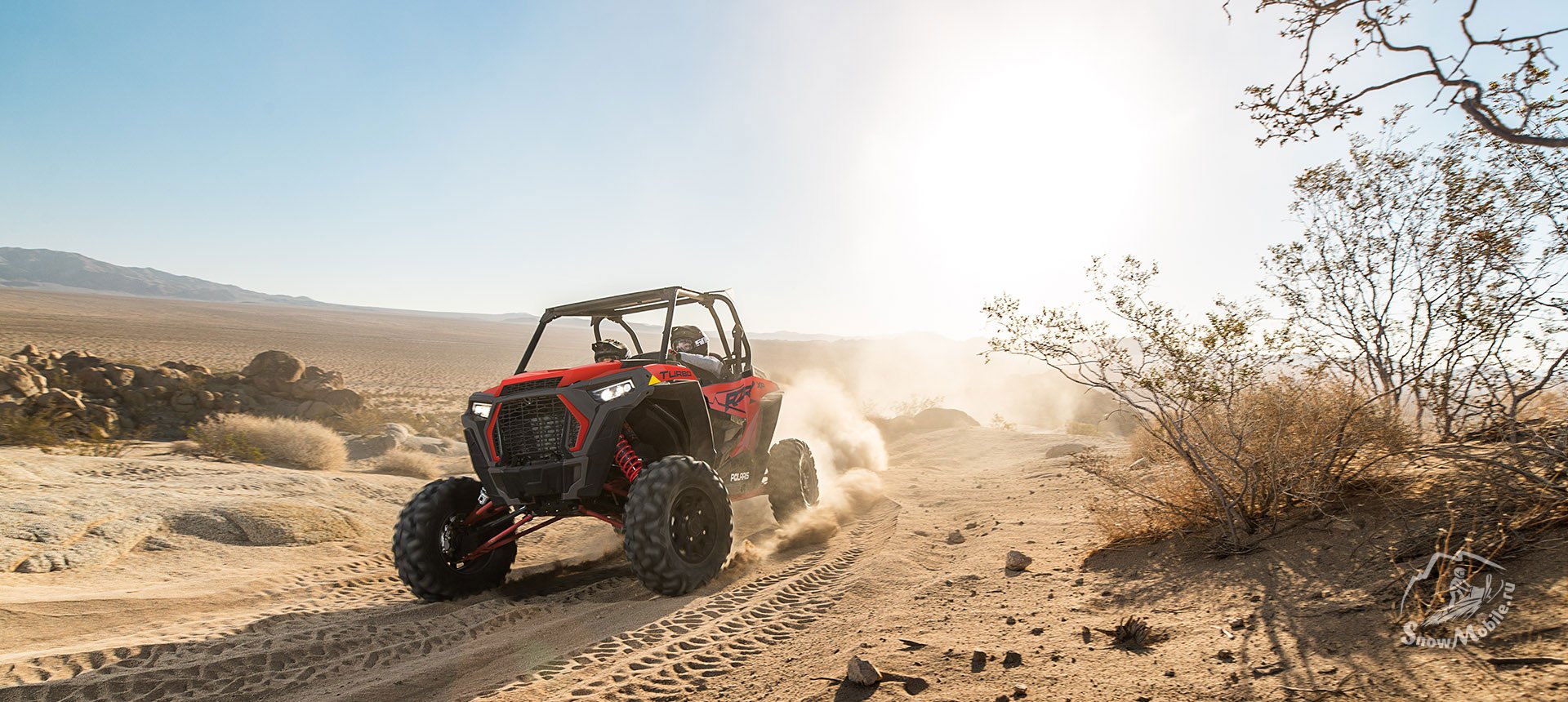 rzr-xp-turbo-media-6-lg.jpg